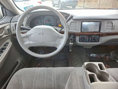 Used 2004 Chevrolet Impala image 16