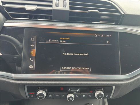 Used 2025 Audi Q3 2.0T Premium image 20