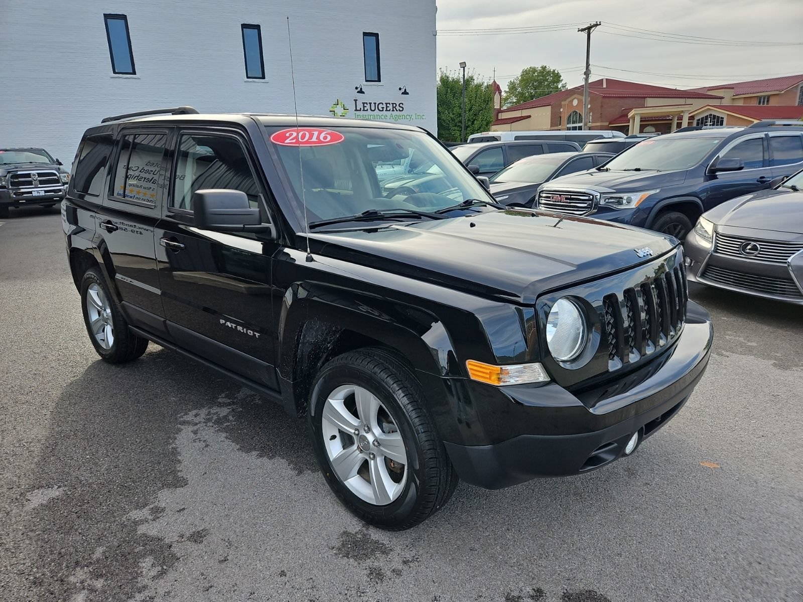 Used 2016 Jeep Patriot Latitude AWD/4WD image 8
