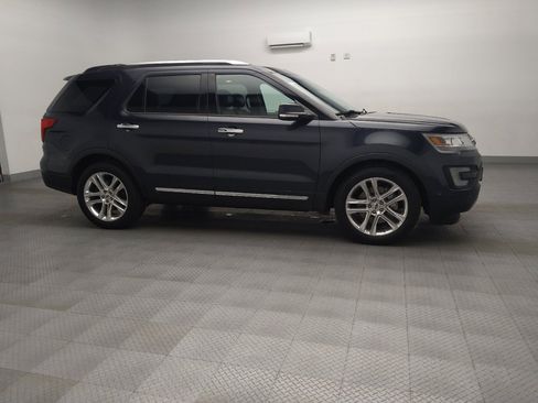 Used 2017 Ford Explorer Limited w/ Equipment Group 301A image 11