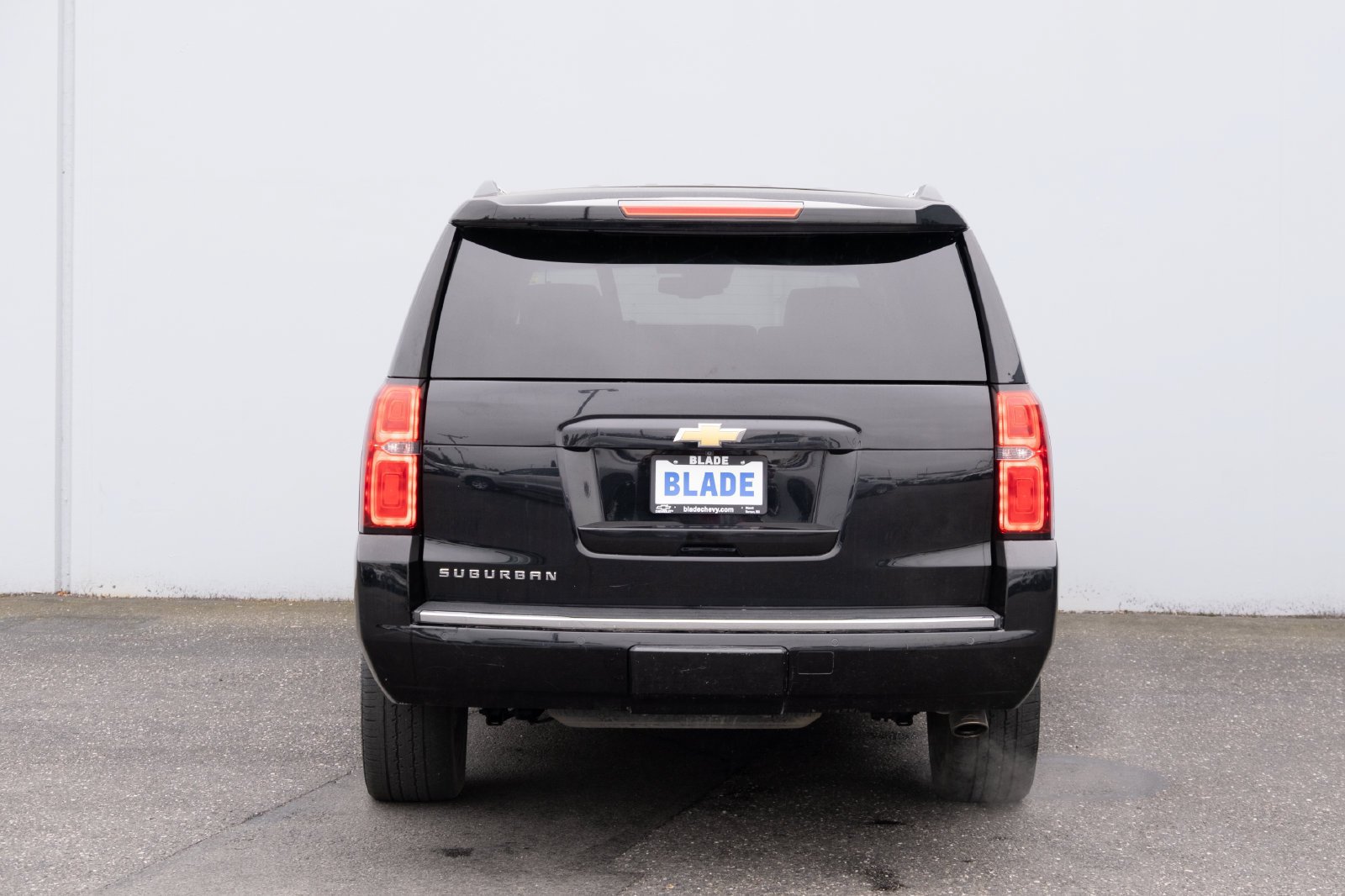 Used 2015 Chevrolet Suburban LTZ AWD/4WD image 24