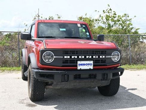 Used 2023 Ford Bronco Black Diamond image 3