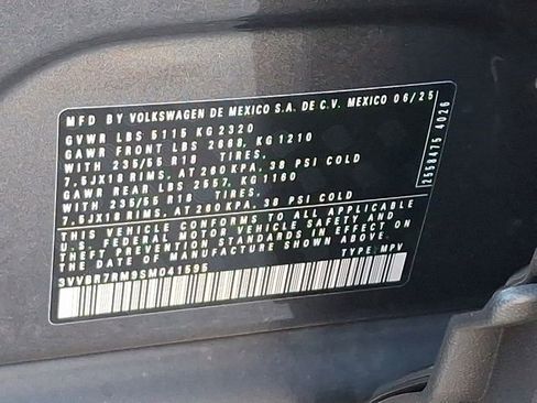 Certified 2025 Volkswagen Tiguan S w/ 18" Wheel Package image 26