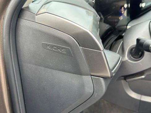 Used 2025 Nissan Kicks S AWD/4WD image 22