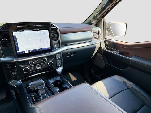 Used 2022 Ford F150 Lariat w/ Equipment Group 502A High AWD/4WD image 26