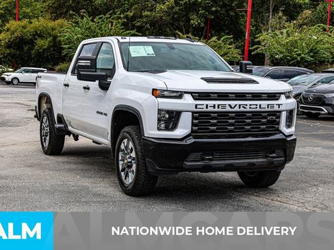 Used 2023 Chevrolet Silverado 2500 Custom w/ Custom Value Package image 5