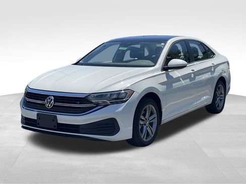 Certified 2023 Volkswagen Jetta SE FWD image 2