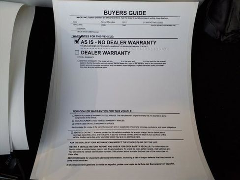 Used 2021 Jeep Grand Cherokee Laredo X image 35