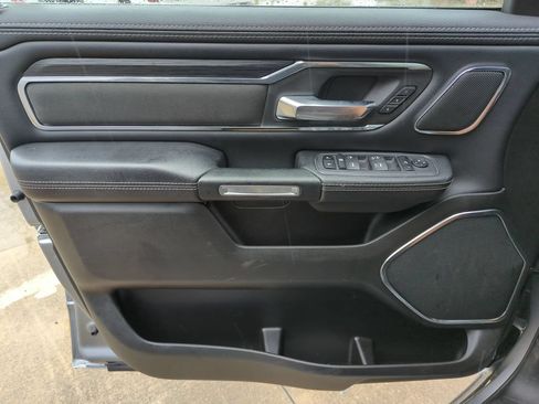 Used 2024 RAM 1500 Laramie AWD/4WD image 20