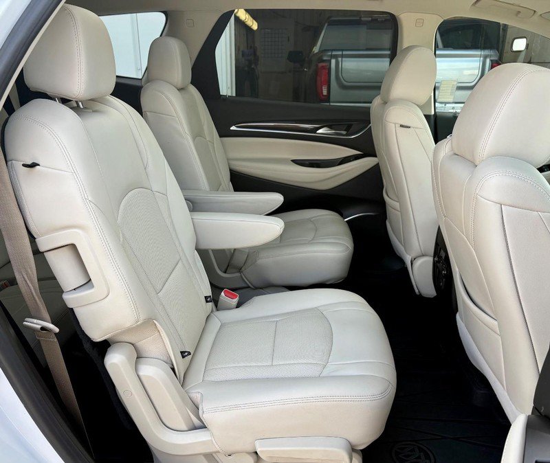 Used 2023 Buick Enclave Essence w/ Experience Buick Package FWD image 12