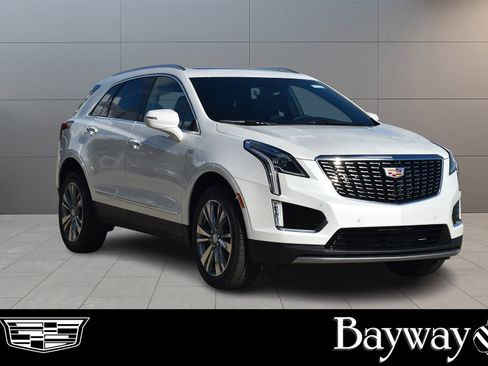 New 2025 Cadillac XT5 Premium Luxury image 3