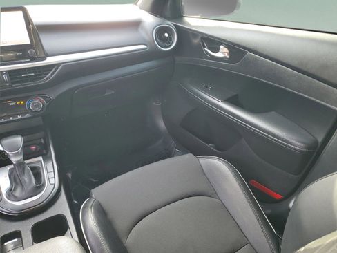 Certified 2024 Kia Forte GT-Line image 16