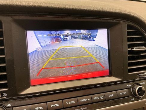 Used 2018 Hyundai Elantra SEL image 18