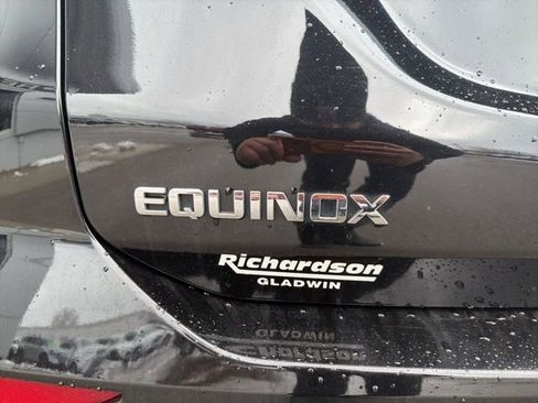 Used 2020 Chevrolet Equinox LT w/ Driver Convenience Package image 12