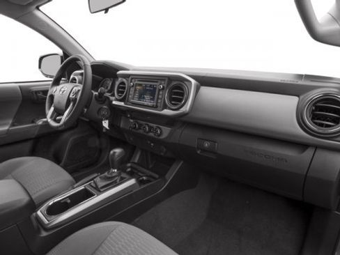Used 2017 Toyota Tacoma SR5 image 16