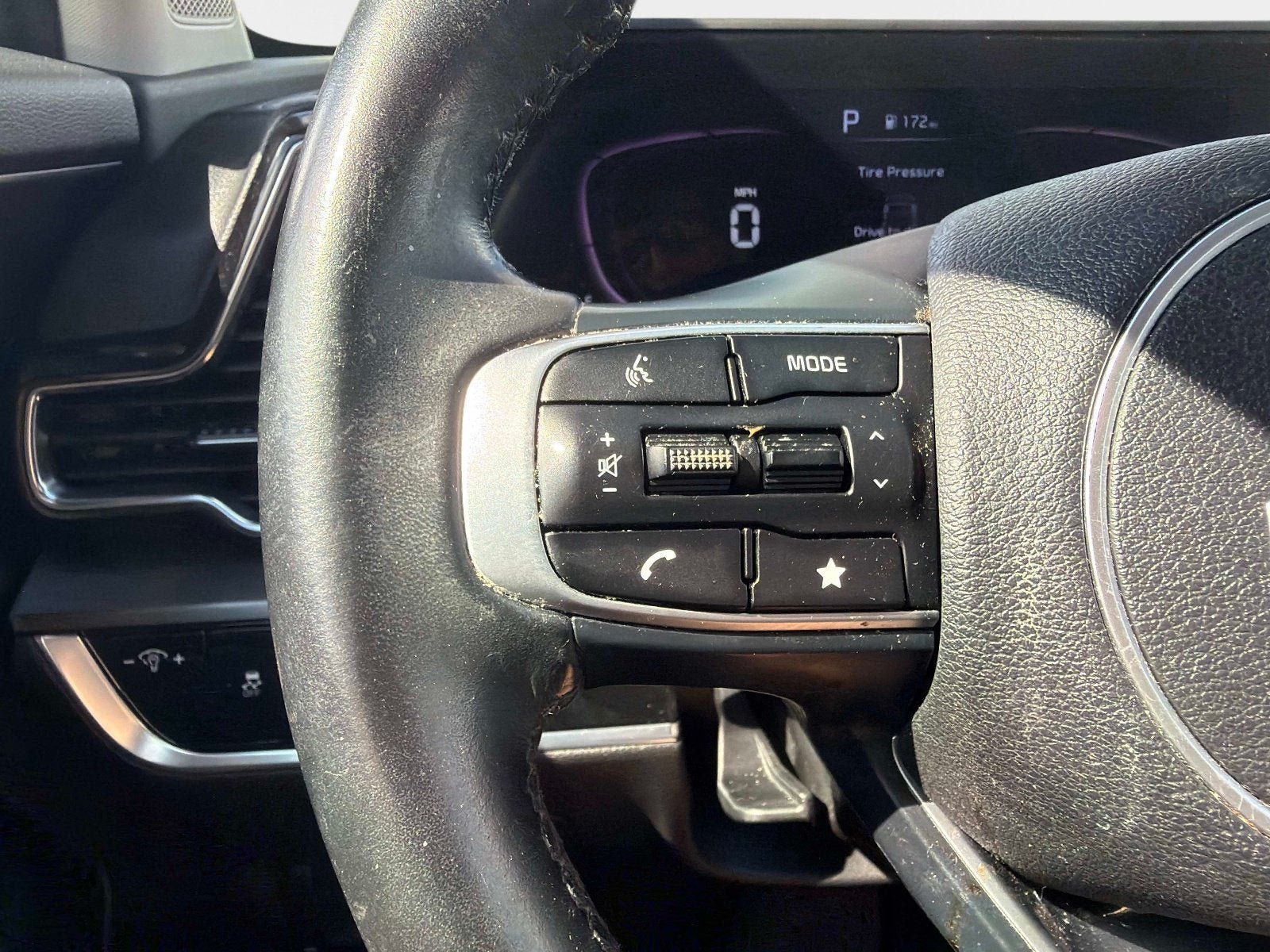 Used 2023 Kia Sportage EX FWD image 29