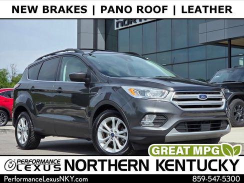 Used 2018 Ford Escape SEL w/ Ford Safe & Smart Package FWD image 1
