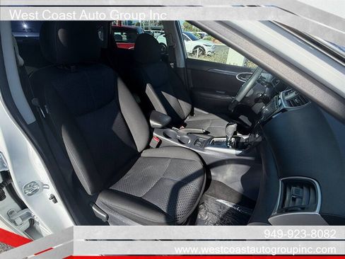 Used 2016 Nissan Sentra SR w/ Driver's Assist Package FWD image 9