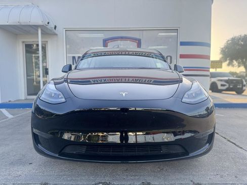 Used 2022 Tesla Model Y Performance AWD/4WD image 10