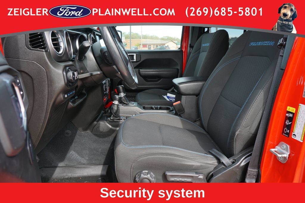 Used 2022 Jeep Wrangler Unlimited Rubicon 4xe w/ Cold Weather Group AWD/4WD image 16