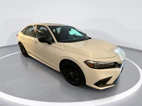 Used 2023 Honda Civic Sport image 1