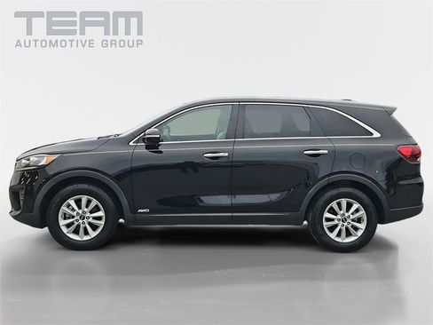 Used 2020 Kia Sorento LX image 4