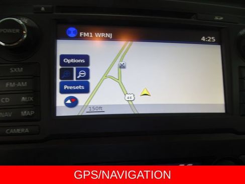Used 2018 Nissan Titan SV w/ SV Convenience Package AWD/4WD image 15