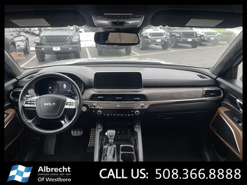 Used 2022 Kia Telluride SX w/ SX Prestige Package image 24