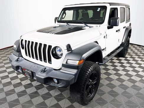 Used 2020 Jeep Wrangler Unlimited Sport AWD/4WD image 3