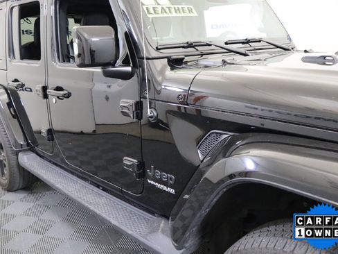 Used 2022 Jeep Wrangler Unlimited Sahara image 4