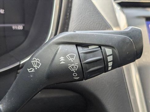 Used 2019 Ford Fusion SE image 7