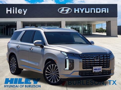 Used 2025 Hyundai Palisade Calligraphy AWD/4WD image 2