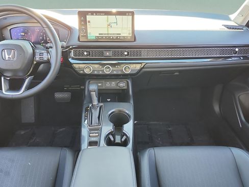 Used 2022 Honda Civic Touring image 13