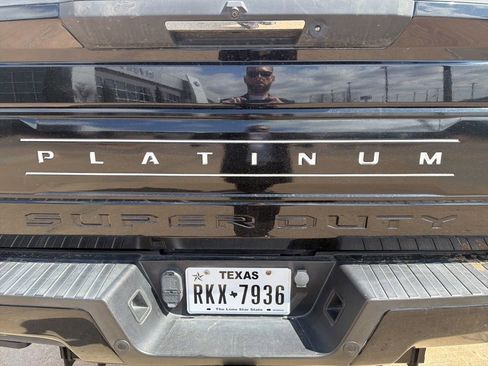 Used 2019 Ford F350 Platinum w/ Platinum Ultimate Package image 8