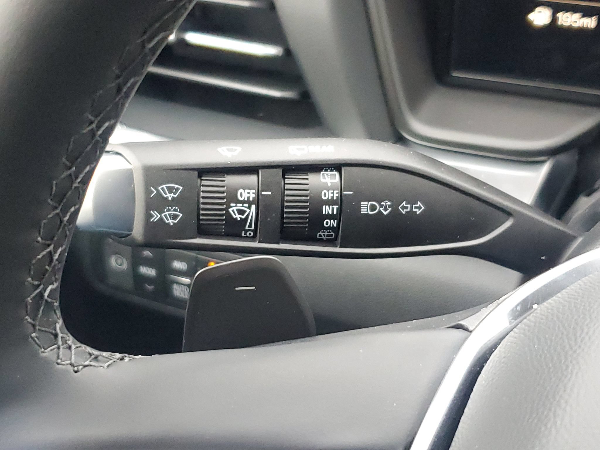 New 2027 GMC Terrain Elevation w/ Elevation Premium Package AWD/4WD image 23