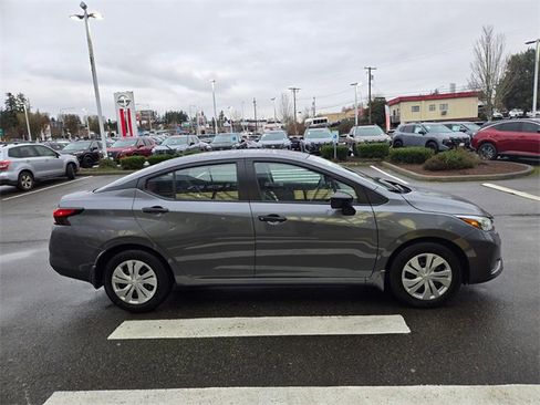Used 2025 Nissan Versa S w/ Trunk Package image 6