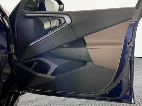 Certified 2025 BMW X3 xDrive30i w/ Premium Package AWD/4WD image 24