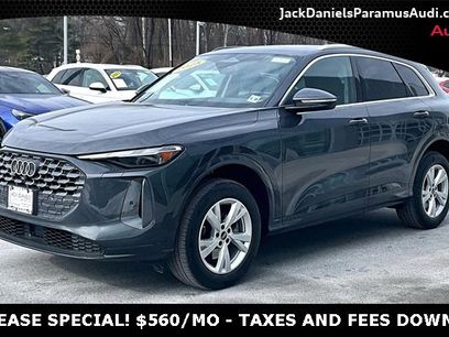 Used 2025 Audi Q5 Premium w/ Convenience Package