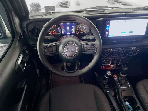 Used 2024 Jeep Wrangler Rubicon w/ XTREMEE 35" Tire Package image 24