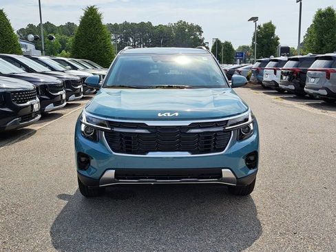 New 2026 Kia Seltos EX AWD/4WD image 2