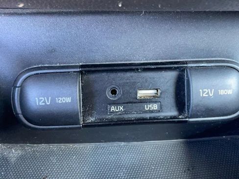 Used 2019 Kia Soul FWD image 15