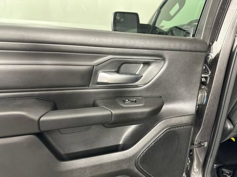 New 2026 RAM 1500 Express AWD/4WD image 12