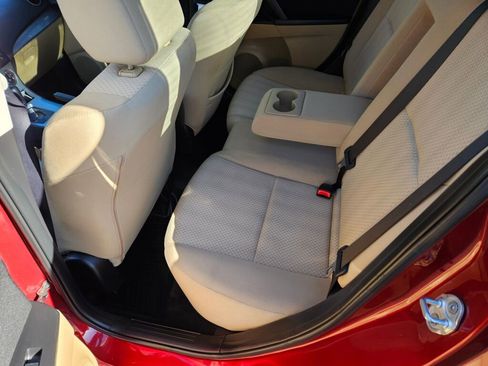 Used 2010 MAZDA MAZDA3 i Touring image 12