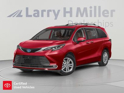 Used 2026 Toyota Sienna Platinum