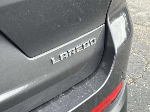 Used 2023 Jeep Grand Cherokee L Laredo w/ Luxury Tech Group I AWD/4WD image 10