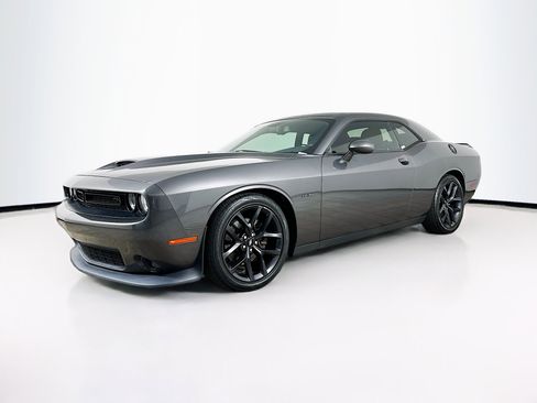 Used 2019 Dodge Challenger R/T w/ Blacktop Package image 3