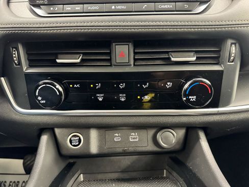 Used 2021 Nissan Rogue S AWD/4WD image 27