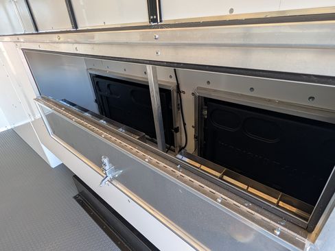 New 2026 Ford E-450 and Econoline 450 Super Duty w/ Power Equipment Group image 13