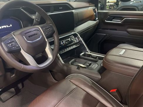 Used 2024 GMC Sierra 2500 Denali w/ Denali Reserve Package AWD/4WD image 5