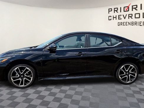 Used 2024 Nissan Sentra SR w/ SR Premium Package FWD image 5